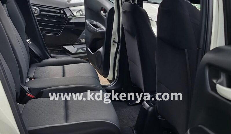 
								HONDA FIT ( HYBRID ) full									