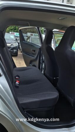 
										TOYOTA- VITZ ( HYBRID F) full									