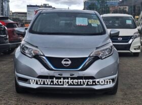 NISSAN NOTE  ( E- POWER X )