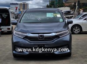 HONDA SHUTTLE ( HYBRID X HONDA SENSING )