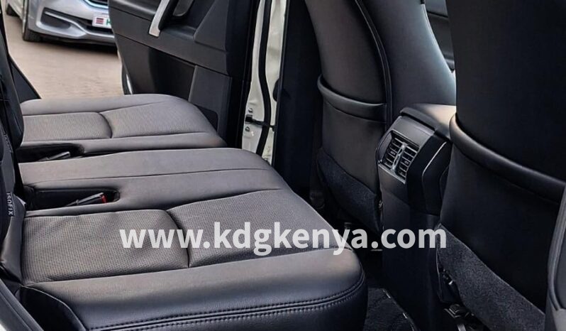 
								TOYOTA – LAND CRUISER PRADO (TX / 7 SEATER) full									