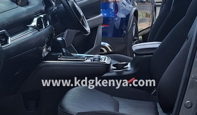 
								MAZDA CX-8 ( XD 7 SEATER ) full									