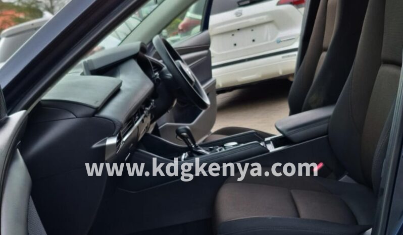 
								MAZDA – MAZDA 3  ( 15C corporate specif ) full									