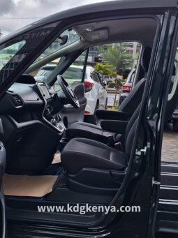 
										NISSAN SERENA FF ( e-POWER X ) full									