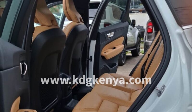 
								VOLVO-XC60 ( T8 ) full									