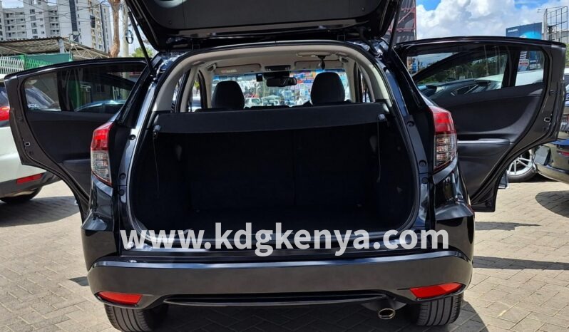 
								HONDA VEZEL ( HYBRID Z HONDA SENSING FF ) full									