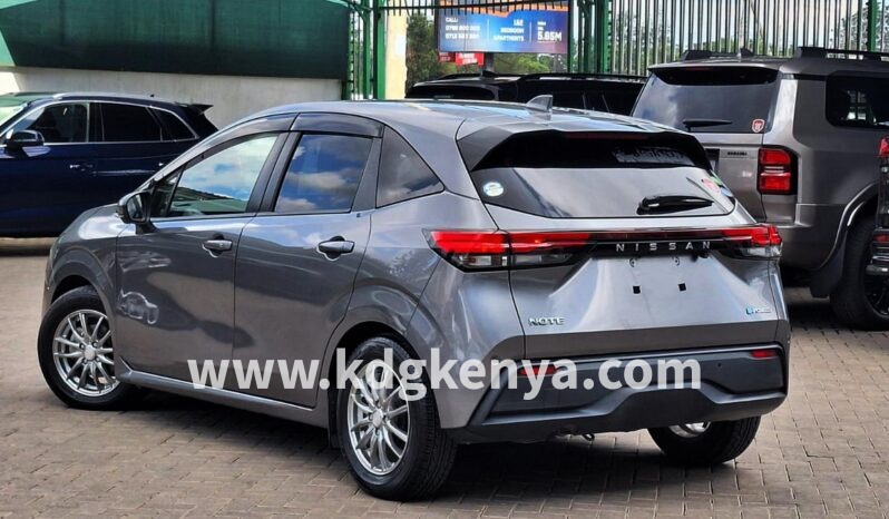 
								NISSAN NOTE FF ( X GRADE ) full									