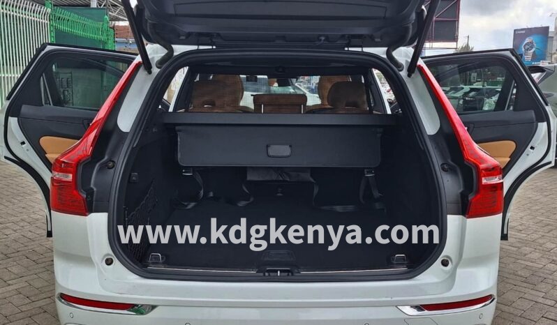 
								VOLVO-XC60 ( T8 ) full									