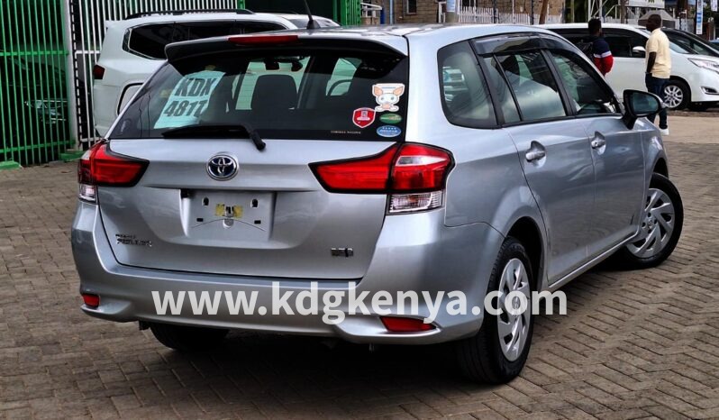 
								TOYOTA COROLLA FIELDER FF ( EX HYBRID ) full									