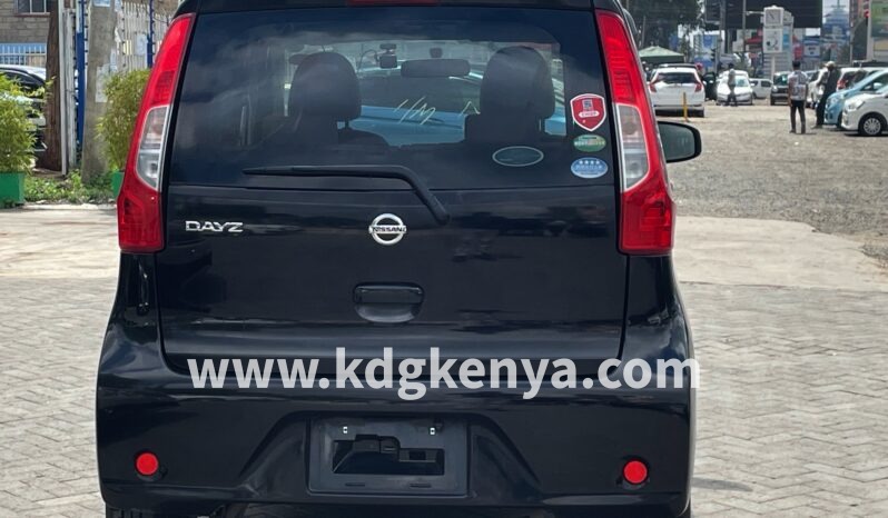 
								NISSAN DAYZ ( FF) full									