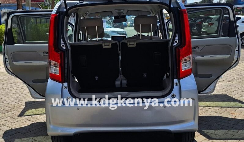 
								DAIHATSU MOVE ( L SA3 ) full									