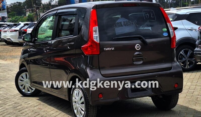 
								NISSAN DAYZ FF ( X GRADE ) full									