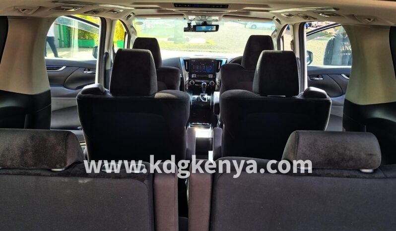 
								TOYOTA VELLFIRE ( 2.5X  6 SEATER ) full									