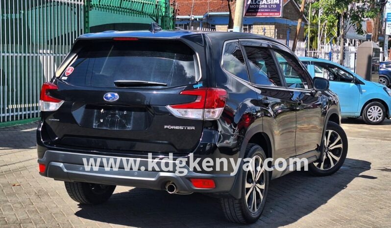 
SUBARU FORESTER FULL4WD ( PREMIUM 4WD ) full									