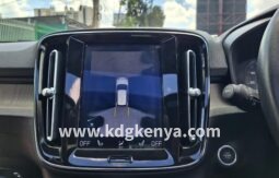 
VOLVO XC40 ( T4 ) full									