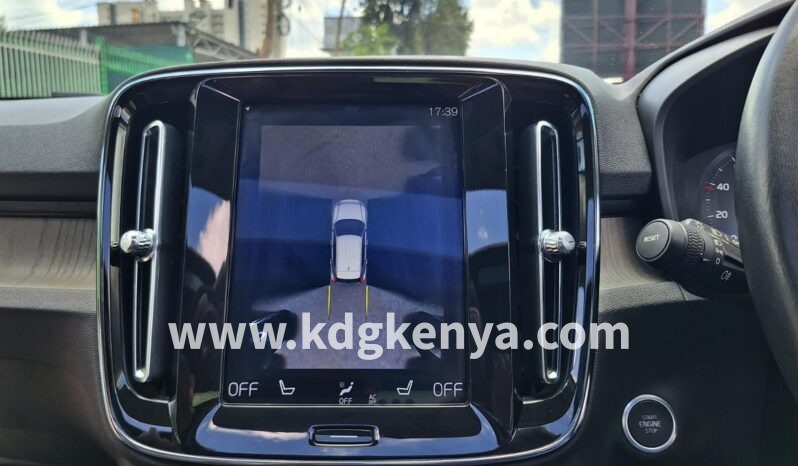 
VOLVO XC40 ( T4 ) full									