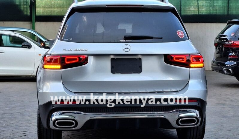 
								MERCEDES BENZ GLB ( 200D 7 SEATER ) full									