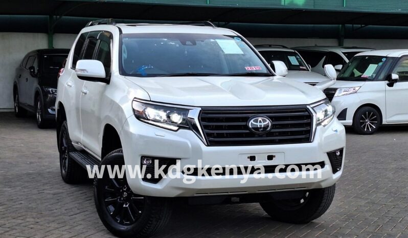 
								TOYOTA – LAND CRUISER PRADO (TX / 7 SEATER) full									