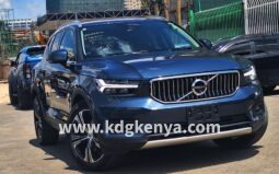 VOLVO XC40 ( T4 )