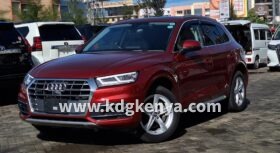 AUDI  ( Q5 )