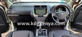 TOYOTA – LAND CRUISER PRADO (TX / 7 SEATER)