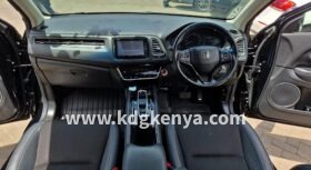 HONDA VEZEL ( HYBRID Z HONDA SENSING FF )