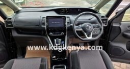 NISSAN SERENA FF ( e-POWER X )