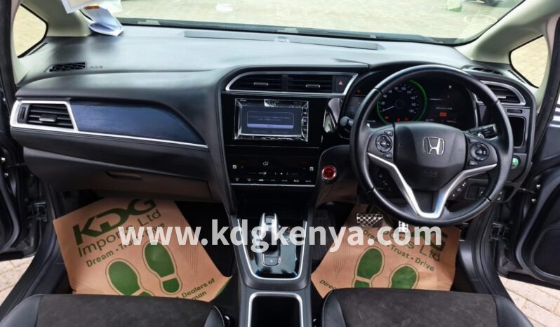 
								HONDA SHUTTLE ( HYBRID X HONDA SENSING ) full									