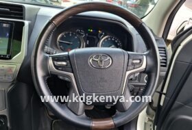 TOYOTA – LAND CRUISER PRADO (TX / 7 SEATER)