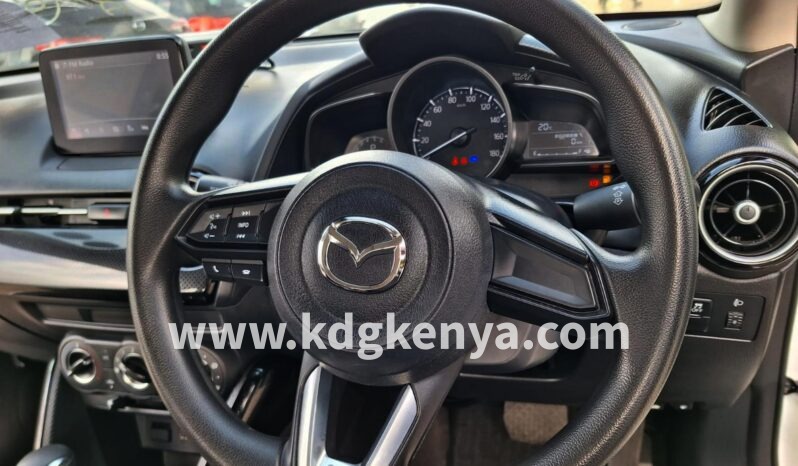 
MAZDA DEMIO ( 2WD) full									