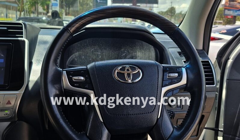 
								TOYOTA- LAND CRUISER PRADO (  TX ) full									