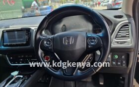 HONDA VEZEL ( HYBRID Z HONDA SENSING FF )