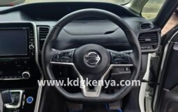 NISSAN SERENA  FF ( HIGHWAY STAR V )