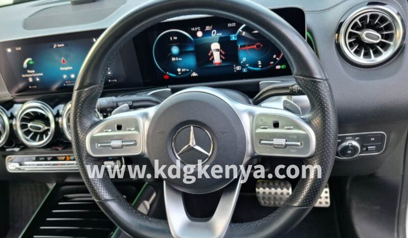 
								MERCEDES BENZ GLB ( 200D 7 SEATER ) full									