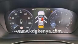 
VOLVO XC40 ( T4 ) full									