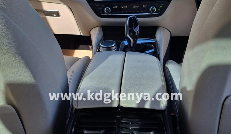 
								BMW 523I (2.0L) full									