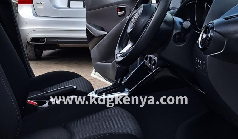 
MAZDA DEMIO ( 2WD) full									