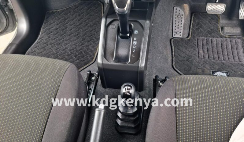 
SUZUKI JIMNY SIERRA PART4WD ( JL ) full									