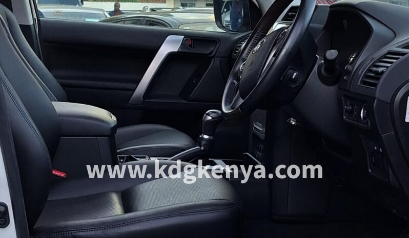 
								TOYOTA – LAND CRUISER PRADO (TX / 7 SEATER) full									