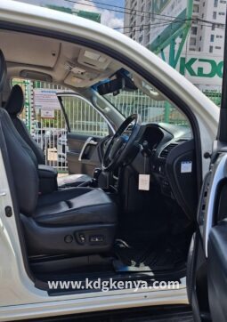 
										TOYOTA- LAND CRUISER PRADO (  TX ) full									