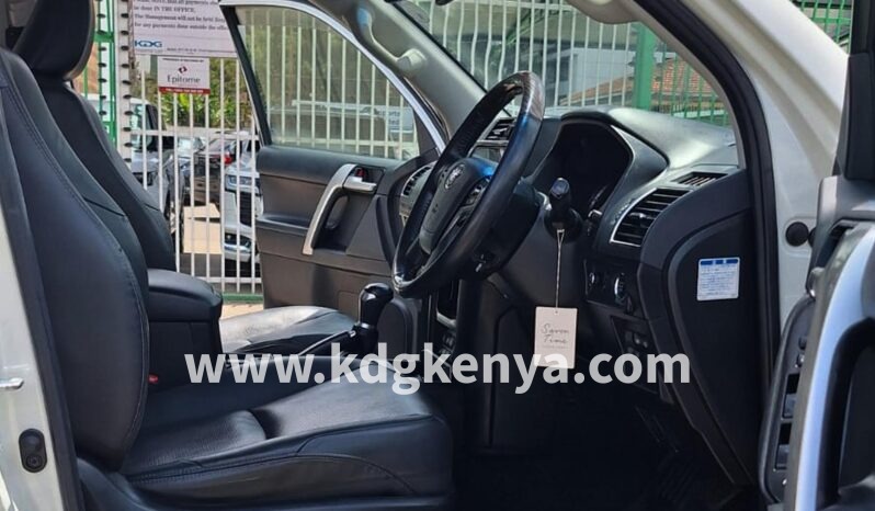 
								TOYOTA- LAND CRUISER PRADO (  TX ) full									