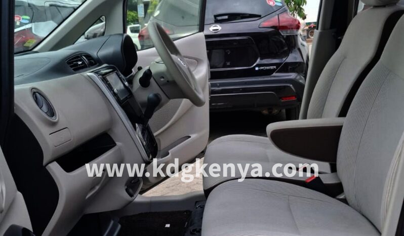 
								NISSAN DAYZ FF ( X GRADE ) full									