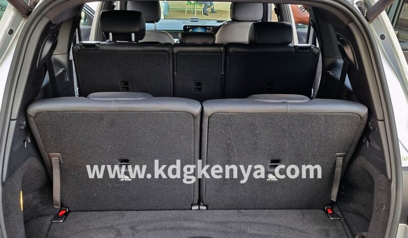 
								MERCEDES BENZ GLB ( 200D 7 SEATER ) full									