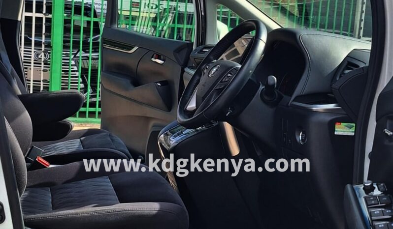 
								TOYOTA VELLFIRE ( 2.5X  6 SEATER ) full									