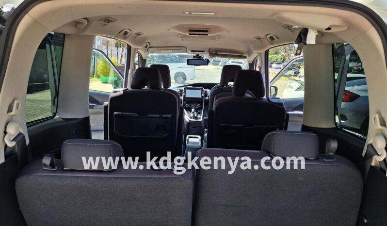 
NISSAN SERENA (  FF ) full									