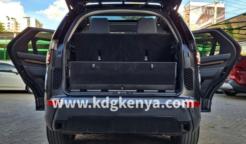 
								LAND ROVER DISCOVERY full									