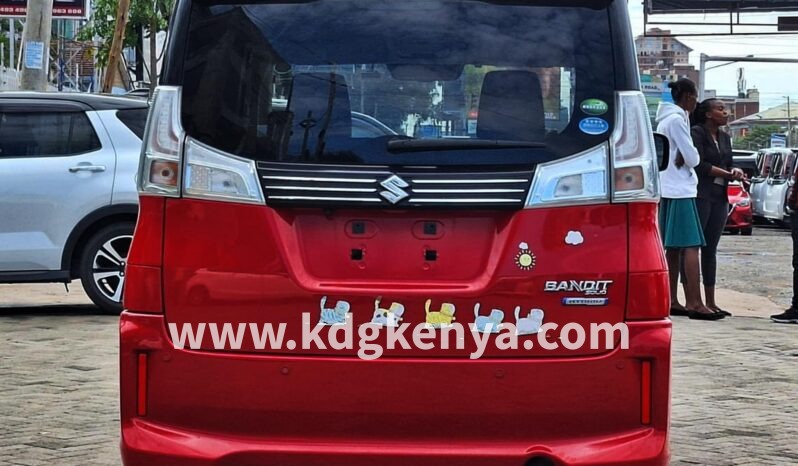 
SUZUKI SOLIO BANDIT ( 4WD HYBRID MV ) full									