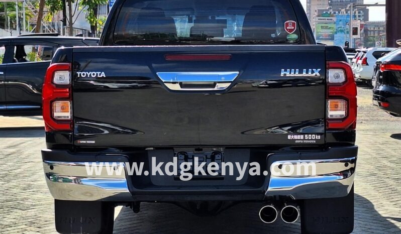 
TOYOTA HILLUX PICK UP PART4WD DIESEL ( XGRADE ) full									
