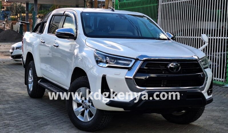 
								TOYOTA HILLUX PICK UP ( GRADE Z 4WD DIESEL ) full									