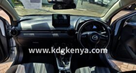 MAZDA ( MAZDA 2 )